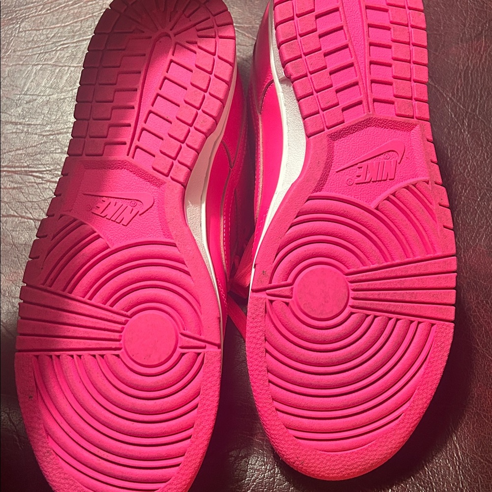 Nike Dunks - image 2